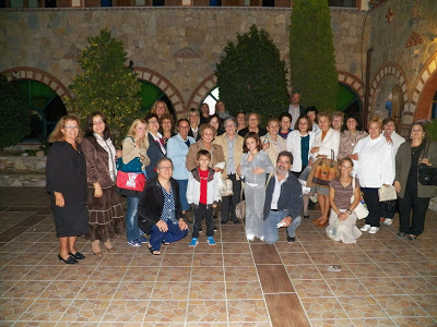 Εσπερινό προσκύνημα στην Ι.Μ. Παναγίας Γοργοεπηκόου Μάντρας Αττικής - Φωτογραφία 2