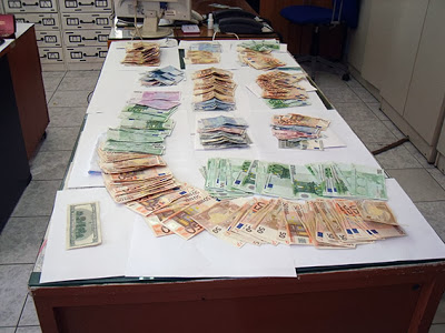 Εξαρθρώθηκαν τρεις εγκληματικές οργανώσεις παράνομου στοιχήματος και ξέπλυμα μαύρου χρήματος - Φωτογραφία 3