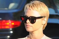 Pamela Anderson ...αγνώριστη!