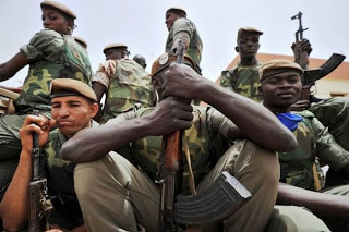 Γαλλία: «Αναμφίβολη» η ενίσχυση της στρατιωτικής της παρουσίας στο Μάλι - Φωτογραφία 1