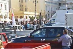 Πάτρα: Γέμισε αγροτικά το κέντρο - Δείτε φωτο