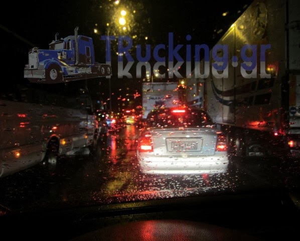Φωτογραφίες από το ατύχημα στη γέφυρα Ροσινιόλ τα ξημερώματα - Φωτογραφία 2