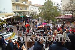 Απο τον σκουπιδότοπο στις λίμνες στο δικαστικό Μέγαρο Πύργου οι διαμαρτυρόμενοι κάτοικοι. Επεισόδια, σπρωξίματα, και συνθήματα