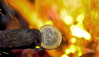 Φεύγει το ευρώ, έρχεται ο «Φοίνικας» το παγκόσμιο νόμισμα - Φωτογραφία 1