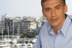 Η πανύψηλη και πανέμορφη κόρη του Παναγιώτη Φασούλα ακολουθεί τα βήματα του πατέρα της
