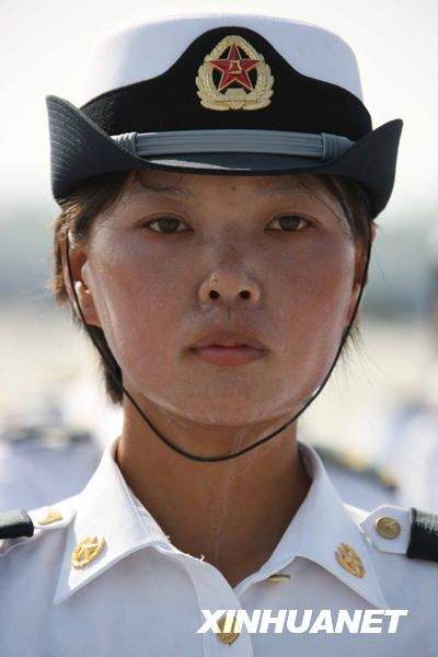 Εικόνες - ΣΟΚ απο την προετοιμασία των παρελάσεων του Κινέζικου Στρατού! - Φωτογραφία 11