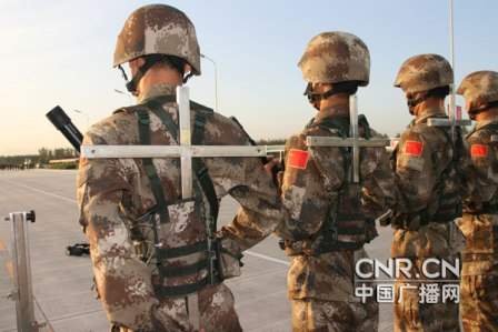 ΣΟΚΑΡΙΣΤΙΚΕΣ ΕΙΚΟΝΕΣ: Η προετοιμασία των παρελάσεων του Κινέζικου Στρατού - Φωτογραφία 9