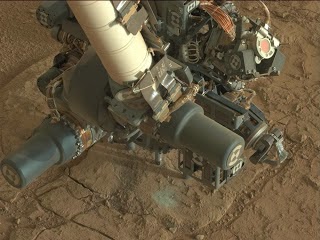 Αποθηκεύμενο νερό βρήκε στον κρατήρα Γκειλ του Άρη το Curiosity - Φωτογραφία 1