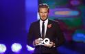 Και το βραβείο πιο στυλάτου άνδρα για το 2013 πάει στον (παύση) David Beckham