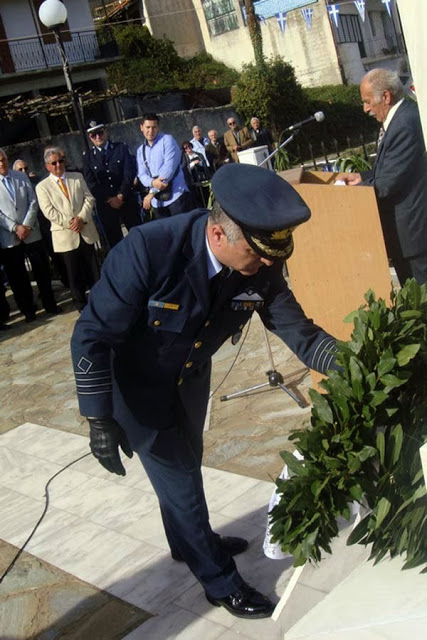 Επιμνημόσυνη Δέηση και Κατάθεση Στεφάνων στο Μνημείο Πεσόντων Αεροπόρων στο Γεωργίτσι Λακωνίας - Φωτογραφία 5