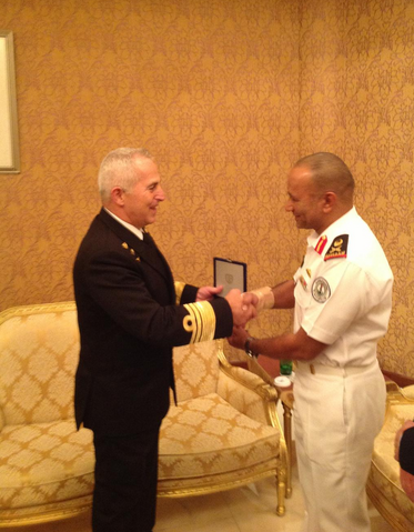 Ολοκλήρωση Συνεδρίου Gulf Naval Commanders Conference 2013 στο Αμπού Ντάμπι και Επισκέψεως Α/ΓΕΝ στην Κίνα - Φωτογραφία 7