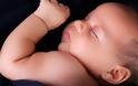 Πώς μπορείτε να προστατεύσετε το μωρό σας από το σύνδρομο του αιφνίδιου θανάτου