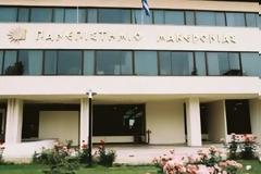Φοιτητές έστησαν σκηνές έξω από το ΠΑ.ΜΑΚ.