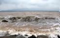 ΧΥΤΑ: Φωτογραφίες από τις πρόσφατες βροχοπτώσεις της 06/11 και 14/11/2013 στην παραλία Σέσι στο Γραμματικό - Φωτογραφία 5