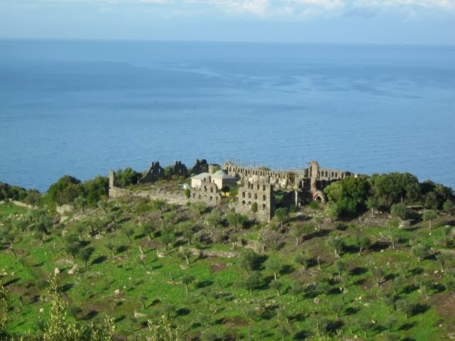 3849 - Σήμερα, στην Αγιορειτική Εστία, τα εγκαίνια της Έκθεσης «Λόγιοι και Λογιοσύνη στο Άγιον Όρος» - Φωτογραφία 2