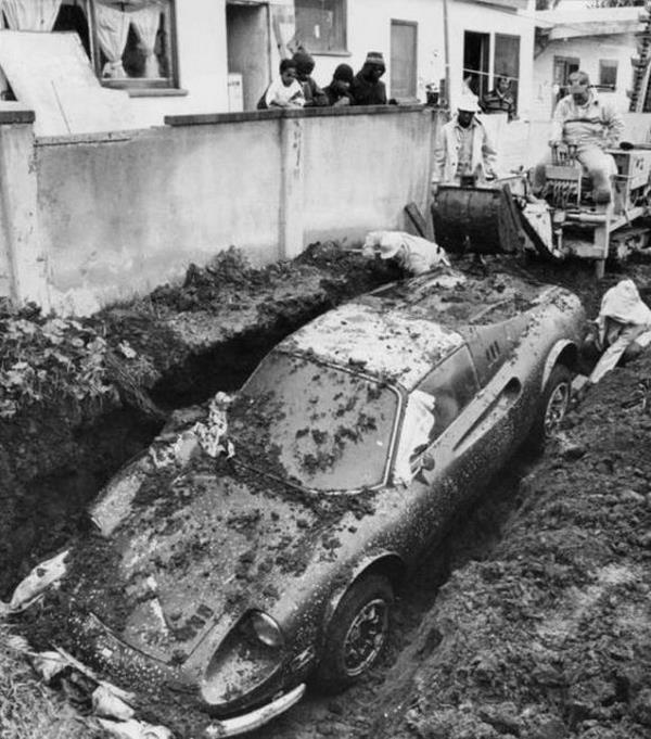Φερράρι ήταν θαμμένη σε αυλή σπιτιού από το 1974 – Πλέον κυκλοφορεί στους δρόμους σαν καινούρια [εικόνες] - Φωτογραφία 4