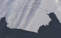 Κίνδυνος-θάνατος για τα πλοία τεράστιο παγόβουνο που αποκολλήθηκε στην Ανταρκτική - Έχει δύο φορές το μέγεθος του Μανχάταν! - Φωτογραφία 3