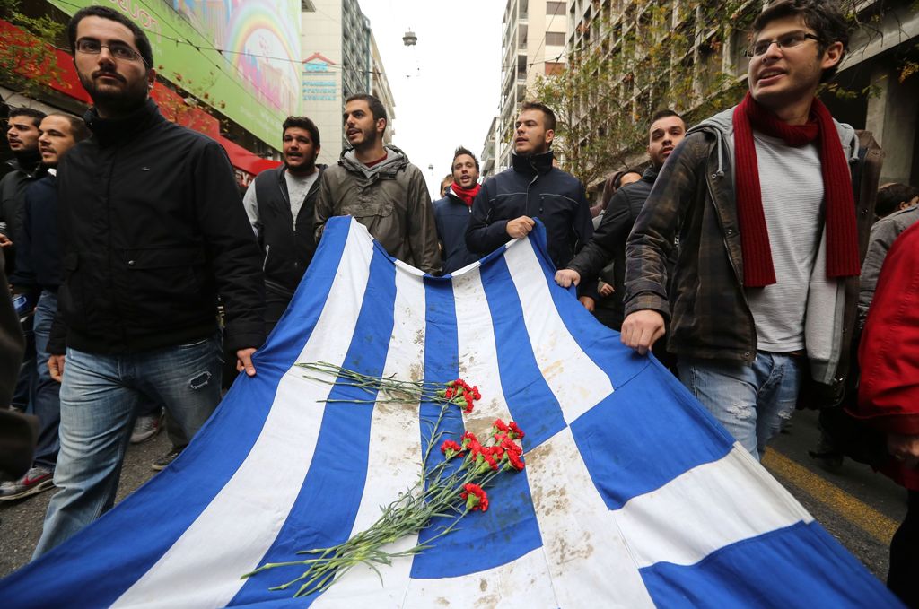 Να καταργήσουμε το μνημόσυνο του Πολυτεχνείου !!! - Φωτογραφία 4