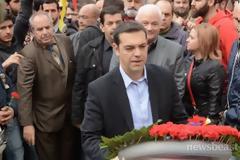 Στο Πολυτεχνείο ο Τσίπρας