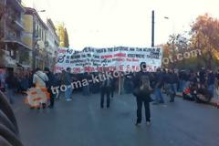 TΩΡΑ: Φωτογραφίες από τη συγκέντρωση στο Πολυτεχνείο [photos]