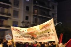 Δείτε φωτογραφίες και βίντεο από την πορεία για το Πολυτεχνείο