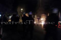 Πάτρα Τώρα: Στην περιοχή της Αγυιάς ο κλεφτοπόλεμος ΜΑΤ – Αντιεξουσιαστών [Video - Photos]