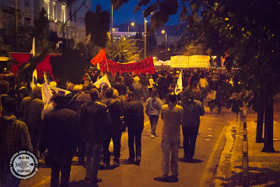 Φωτογραφίες από τη μεγαλειώδη πορεία για το Πολυτεχνείο - 40 χρόνια μετά ο αγώνας δε σταματά - Φωτογραφία 13