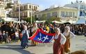 Παρέλαση για τα 101 χρόνια της Ένωσης της Σάμου με την Ελλάδα - Φωτογραφία 4