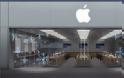 Τα AppleStore φοράνε τα γιορτινά τους - Φωτογραφία 1