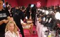 Στα παρασκήνια του «Victoria’s Secret Fashion Show» (42 EIKONEΣ) - Φωτογραφία 27