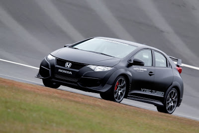 Στην πίστα δοκιμών Tochigi Test Track η Honda συνεχίζει την εξέλιξη του νέου Civic Type R - Φωτογραφία 4