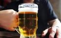 Στο Άμστερνταμ απασχολούν αλκοολικούς ως οδοκαθαριστές και τους πληρώνουν σε μπύρες