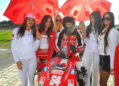 KOSMOCAR - EKO DUCATI TEAM: Φοβερή μάχη πάνω στην Ducati Panigale 1199SSTK της KOSMOCAR-EKO DUCATI TEAM! - Φωτογραφία 2