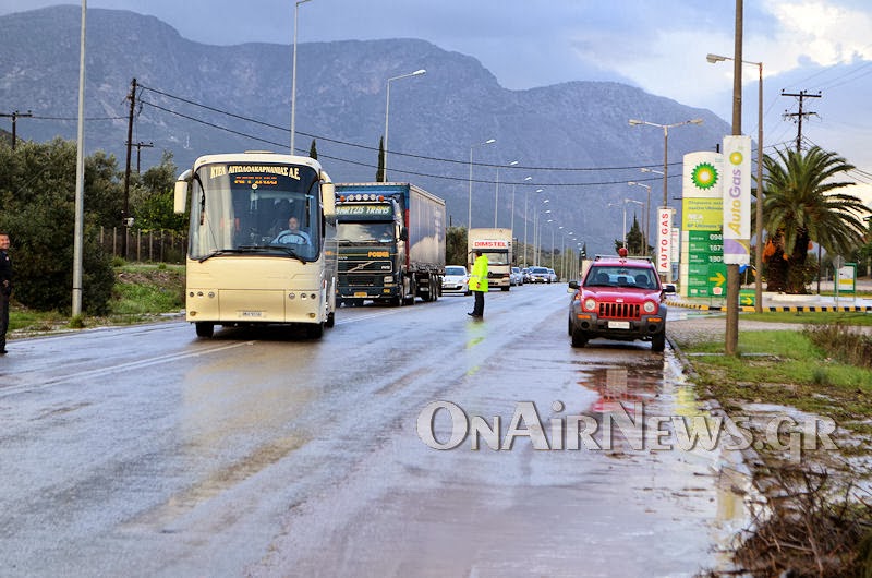 Δυτική Ελλάδα: Προβλήματα στην Εθνική Οδό λόγω κακοκαιρίας - Φωτογραφία 3