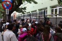 Η εκστρατεία «ΕΝΑ στα ΠΕΝΤΕ» κοντά σε γονείς και μαθητές