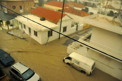 Θρήνος σε χωριό της Εύβοιας για την δασκάλα που έχασε την ζωή της από την κακοκαιρία στην Ρόδο! - Φωτογραφία 2