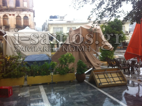 Ευτυχώς δεν είχαμε θύματα! Τα πήρε και τα σήκωσε! - Φωτογραφία 7