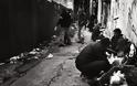 Φτώχεια, ναρκωτικά και πορνεία: Συγκλονιστικό φωτορεπορτάζ του Vice στην Αθήνα της κρίσης - Φωτογραφία 1