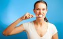 Υγεία: Το πλύσιμο των δοντιών συνδέεται με τα καρδιαγγειακά