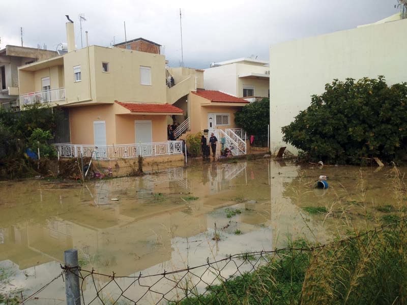 Ρόδος: Θρήνος και οργή για τους νεκρούς της θεομηνίας - Φόβοι για τις νέες καταιγίδες που έρχονται - Φωτογραφία 4