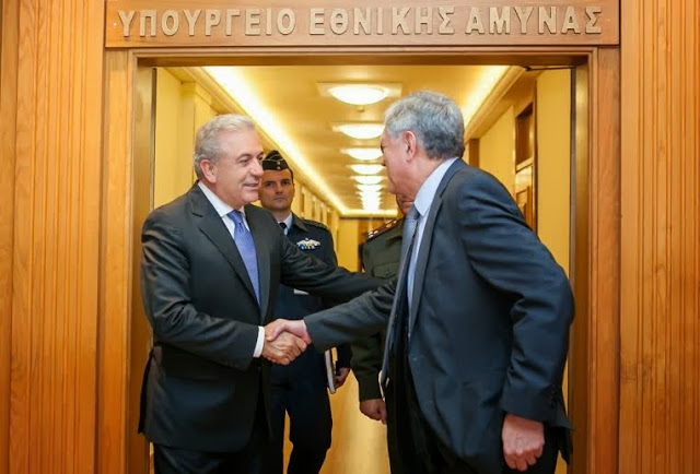 Συνάντηση ΥΕΘΑ Δημήτρη Αβραμόπουλου με Πρέσβη Ρωσικής Ομοσπονδίας Vladimir Chkhikvishvili - Φωτογραφία 2