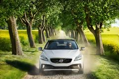 Τα Volvo V40 και V40 Cross Country σταθερά στην 1η θέση