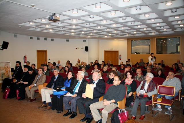 3908 - Έληξαν οι εργασίες του τριήμερου Η’ Διεθνούς Συνεδρίου της Αγιορειτικής Εστίας αφιερωμένου στη Λογιοσύνη στο Άγιον Όρος. - Φωτογραφία 3