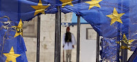 Economist: Η Ελλάδα παίρνει νέο δάνειο με μνημόνιο το 2014 ή γυρίζει στη Δραχμή...!!! - Φωτογραφία 1