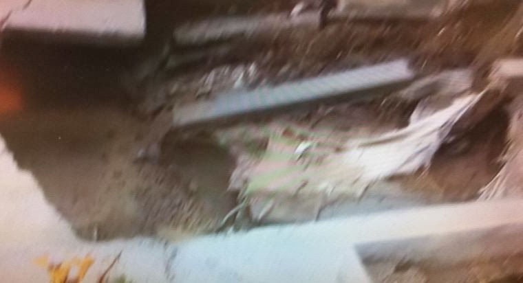 Σοκ στη Ρόδο: Η πλημμύρα κατέστρεψε το νεκροταφείο του νησιού και παρέσυρε τις σορούς των θανόντων - Φωτογραφία 1