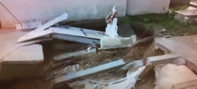 Σοκ στη Ρόδο: Η πλημμύρα κατέστρεψε το νεκροταφείο του νησιού και παρέσυρε τις σορούς των θανόντων - Φωτογραφία 4