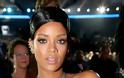 Η σέξι εμφάνιση της Rihanna στα βραβεία «AMA» 2013 - Φωτογραφία 7