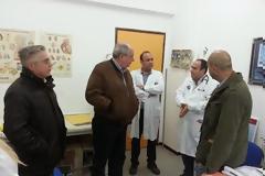 Με έναν φάκελο γεμάτο προβλήματα ολοκλήρωσε την επίσκεψή του στη Σαντορίνη ο Τέρενς Κουίκ
