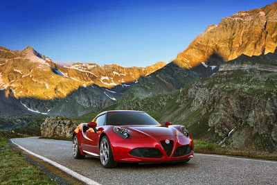 Η Alfa Romeo 4C κερδίζει το «Auto Trophy 2013» - Φωτογραφία 1