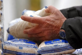 Θεσσαλονίκη: Δωρεάν διανομή ζυμαρικών για τους άπορους - Φωτογραφία 1